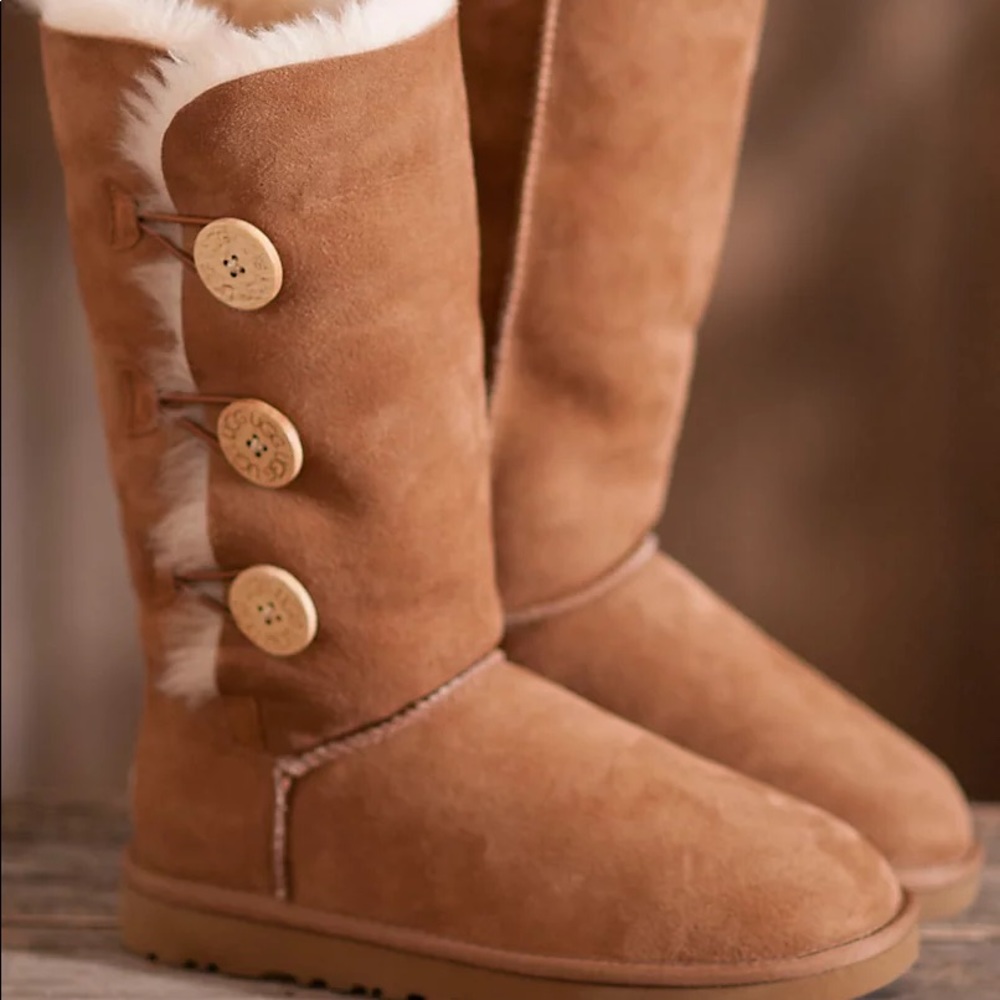 Women's Bailey Button Triplet UGG Boots